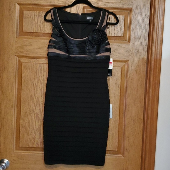 Adrianna Papel cocktail dress - Picture 2 of 6